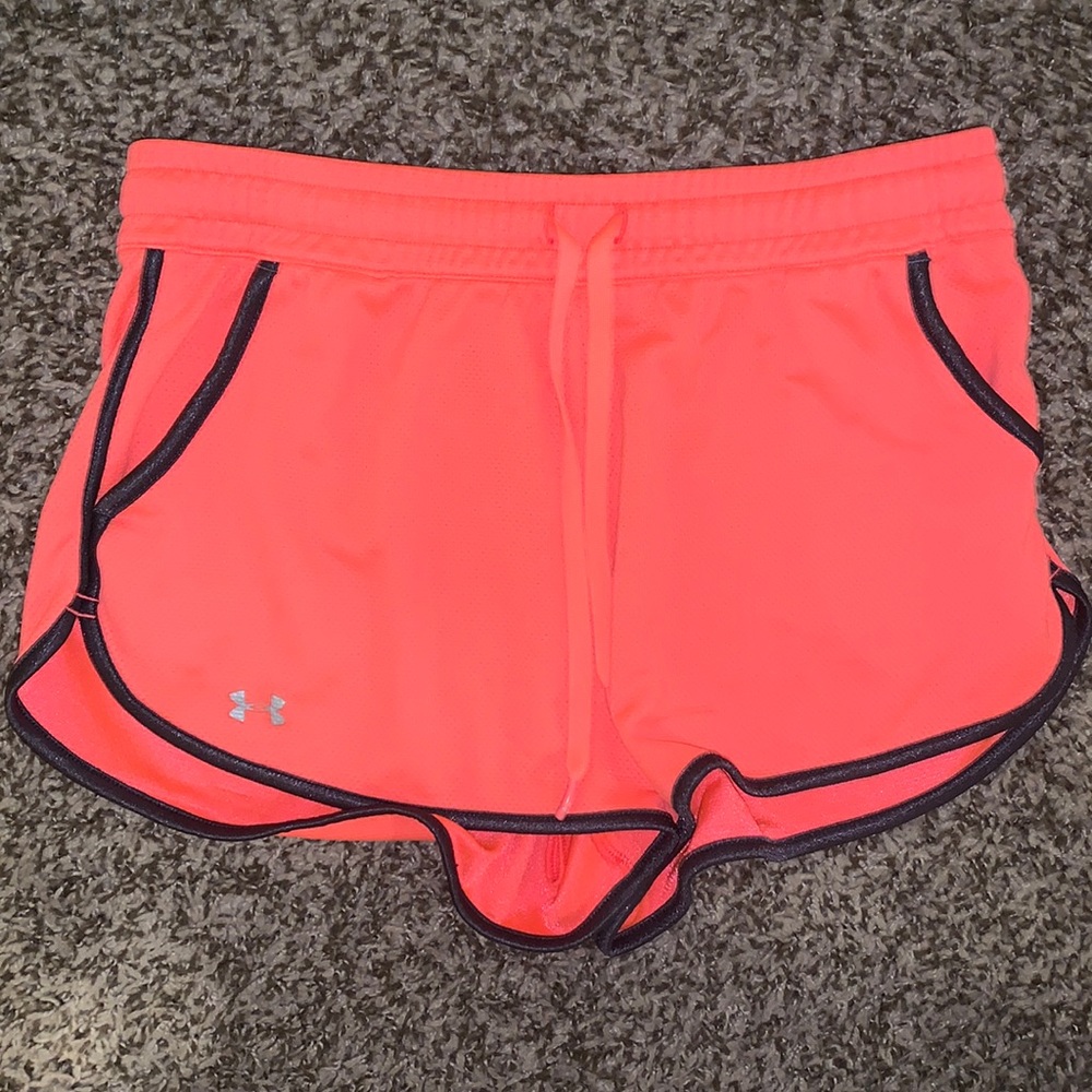 hot pink under armour shorts